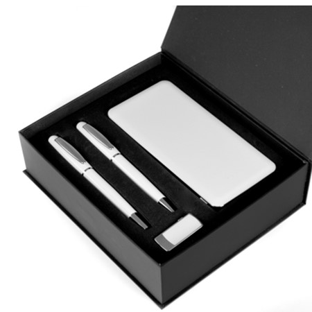 Coffret cadeau 4 pièces personnalisé divers